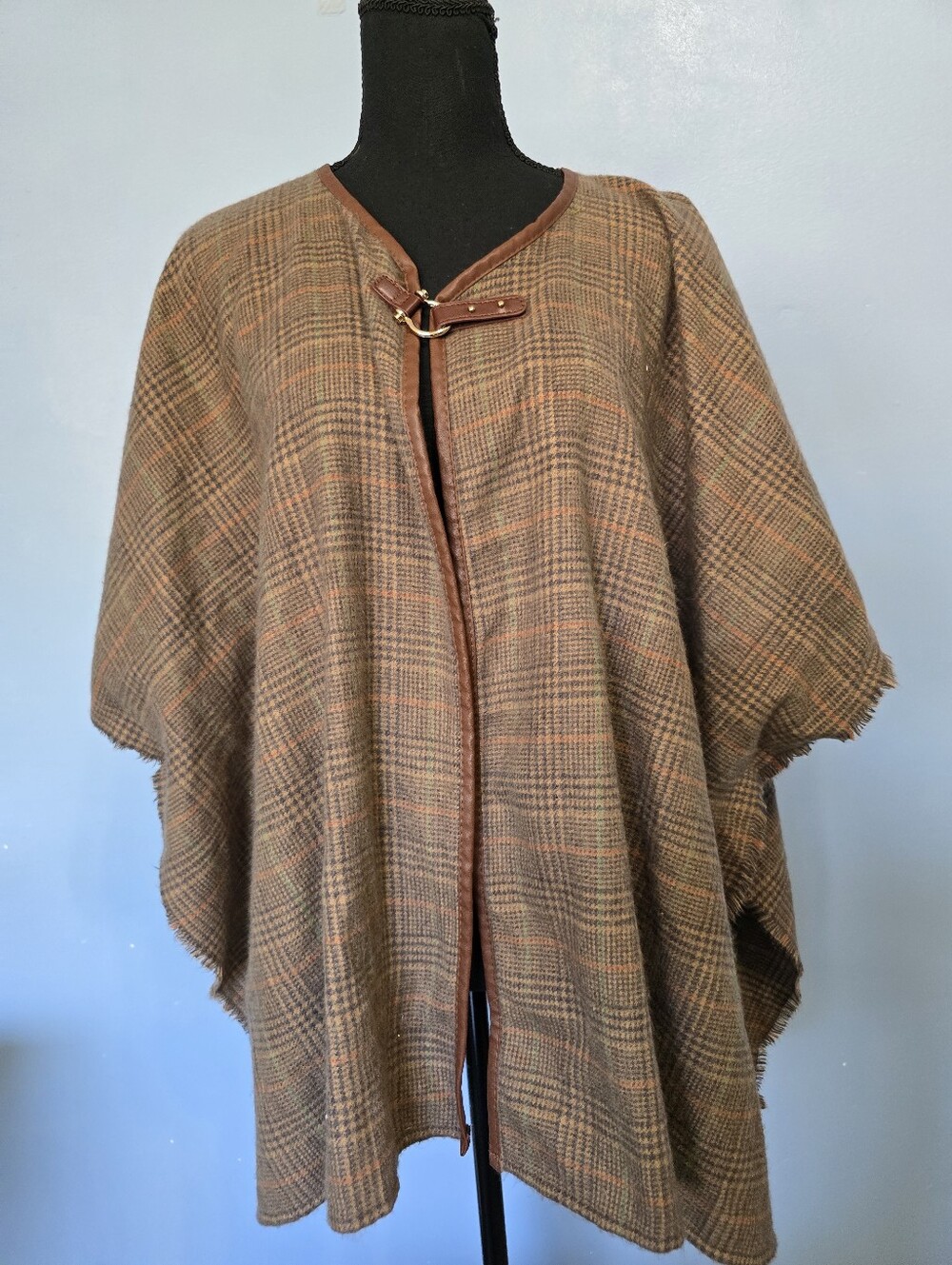 Vince Camuto Brown Plaid Houndstooth Poncho OS